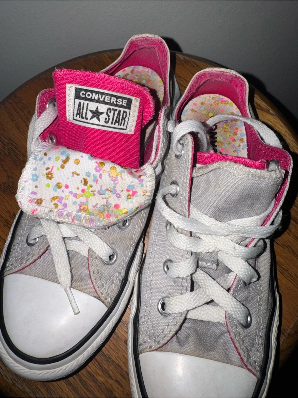 Girls Converse All Star Gray Low Top Shoes Size 2